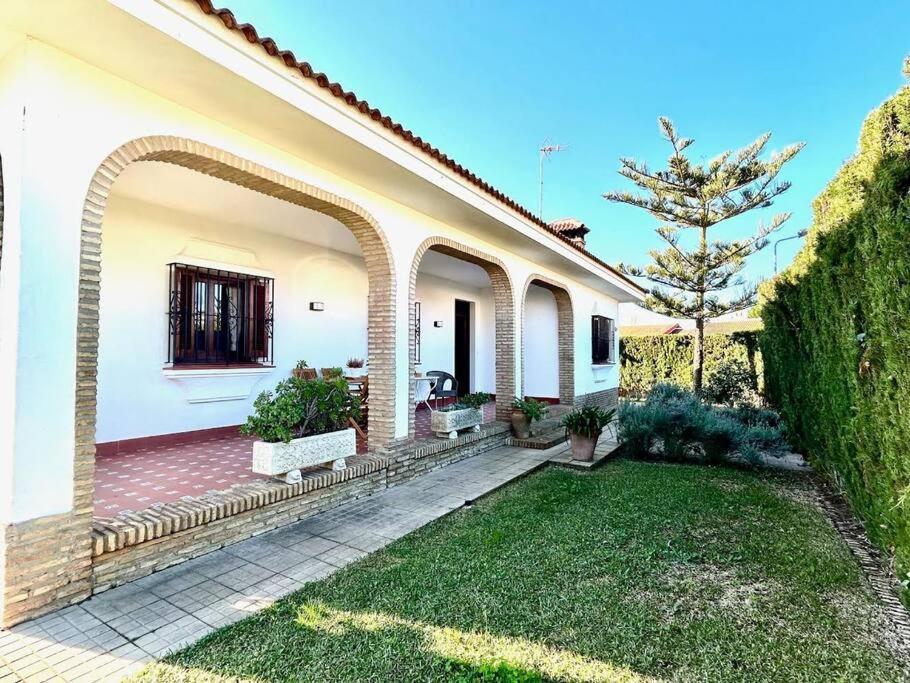 Hispalis Villa En มาตาลัสกาญาส ภายนอก รูปภาพ